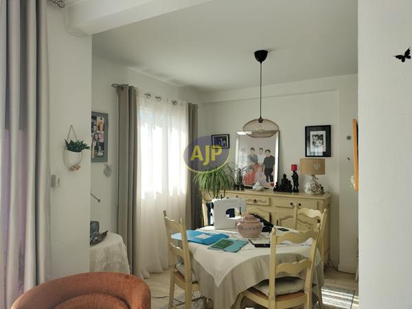 Appartement à louer Rochefort : 3 pièces, 70m² avec 2 chambre(s) à 750€ - AJP Immobilier Rochefort
