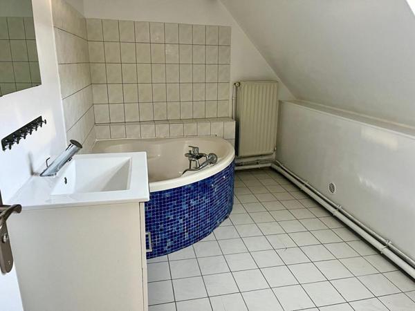 MAISON ANCIENNE  4 CHAMBRES 112m²