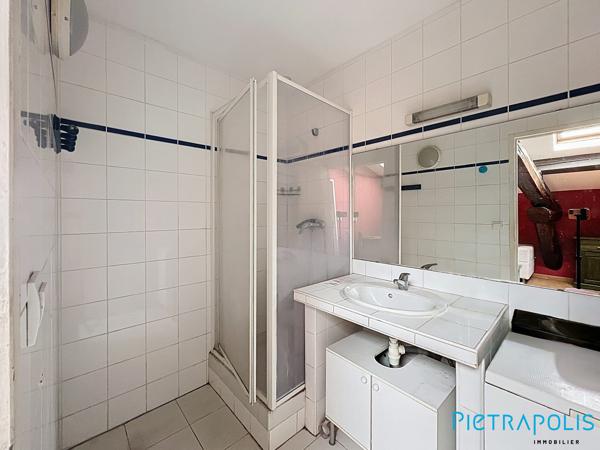 MONTPELLIER : À deux pas de la Place de la Comédie, Ensemble Immobilier de 282m² env
