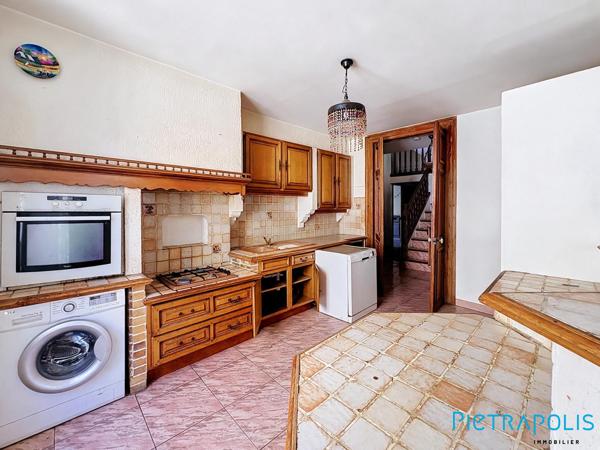 MONTPELLIER : À deux pas de la Place de la Comédie, Ensemble Immobilier de 282m² env