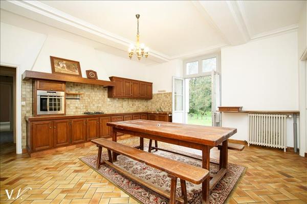 Maison à vendre 800 000 € Ballan-Miré 10 p 258 m² DPE E