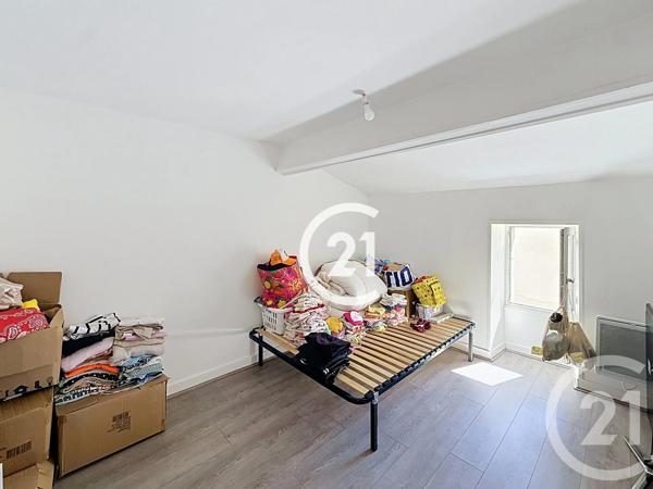 Immeuble à vendre  140 m 2   JARNAC  - 16