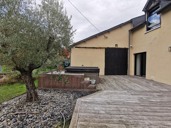 Location maison Noyal Chatillon Sur Seiche : 1 920 € - AJP Immobilier Pacé