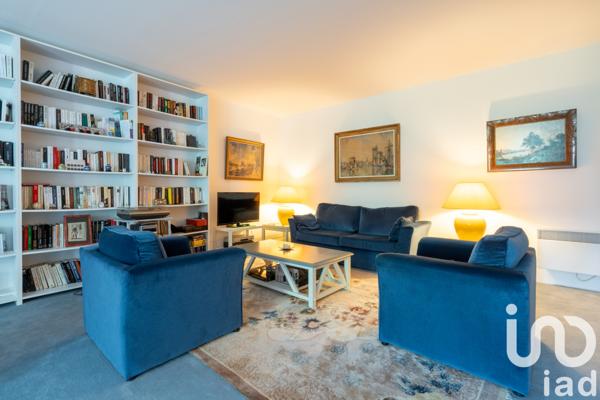 Maison à vendre 10 pièces 289 m² Saint-Saturnin-lès-Avignon