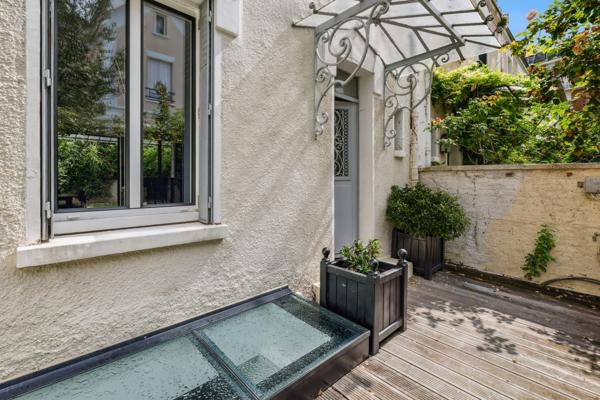 Location Maison de ville Paris 16 7 Pièces 157.61 m²