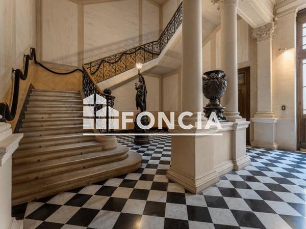 À vendre Appartement 3 pièces 87 m² - Nîmes 30000