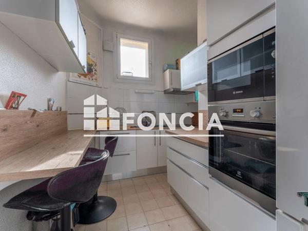 À vendre Appartement 3 pièces 87 m² - Nîmes 30000