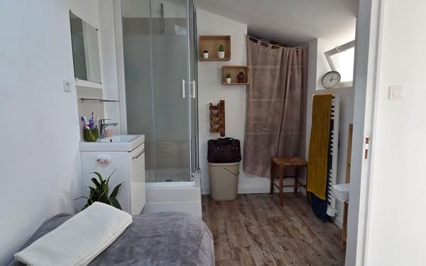 Immeuble à vendre    6 pièces •  La Rochelle