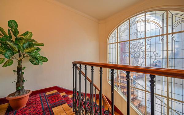 Appartement à vendre    4 pièces • 143,62 m2 Paris 10