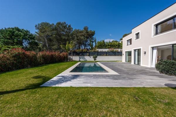 Vente Maison contemporaine Mouans-Sartoux 8 Pièces 280 m²