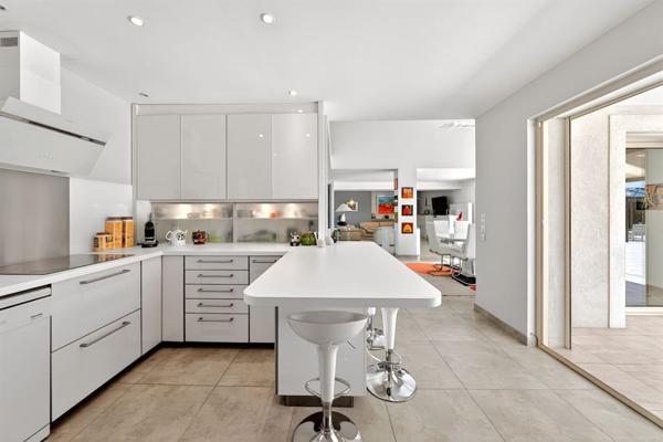 Vente Villa de luxe Mouans-Sartoux 8 Pièces 223 m²