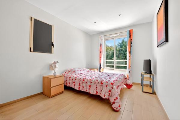 Vente Villa de luxe Mouans-Sartoux 8 Pièces 223 m²