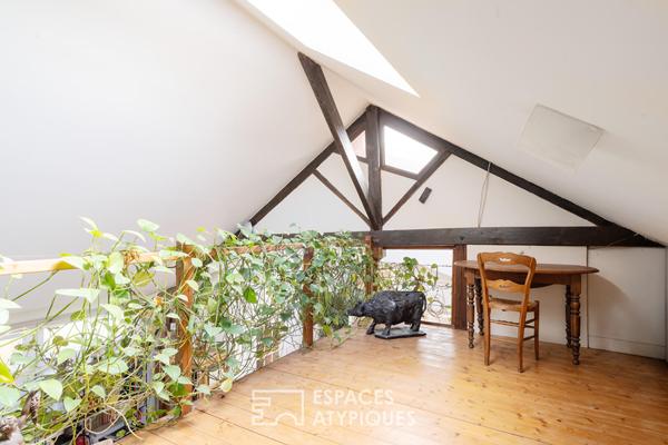 Maison type atelier avec jardin paysagé