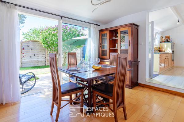Échoppe de charme et son jardin secret avec piscine