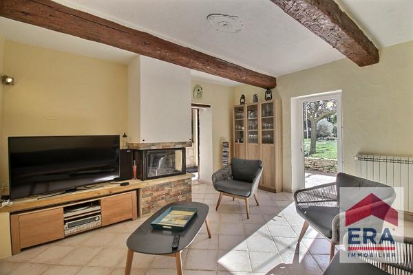 Maison à vendre à Carpentras - 3 chambres - 142m² habitables - Hangar - Piscine