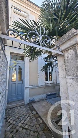 Maison à vendre  6 pièces - 158,73 m 2   ANGOULEME  - 16