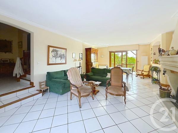Maison à vendre  6 pièces - 158,73 m 2   ANGOULEME  - 16