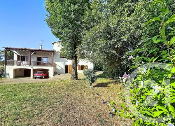 Maison à vendre  6 pièces - 158,73 m 2   ANGOULEME  - 16