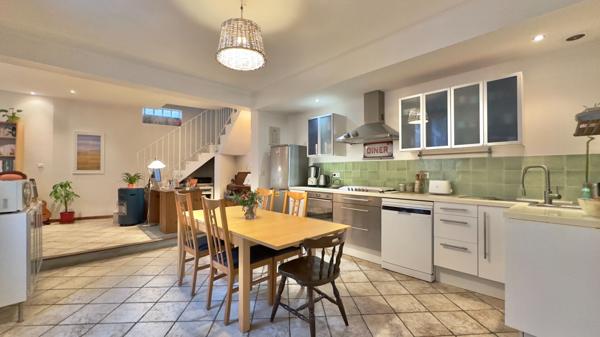 MAISON DE VILLE À JUVISY-SUR-ORGE, AU CALME ET PROCHE GARE RER C