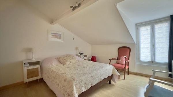 MAISON DE VILLE À JUVISY-SUR-ORGE, AU CALME ET PROCHE GARE RER C