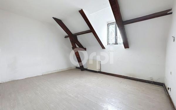 Maison à vendre    5 pièces • 172 m2 Évricourt