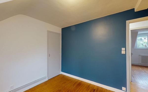 Appartement à vendre    3 pièces •  La Glacerie