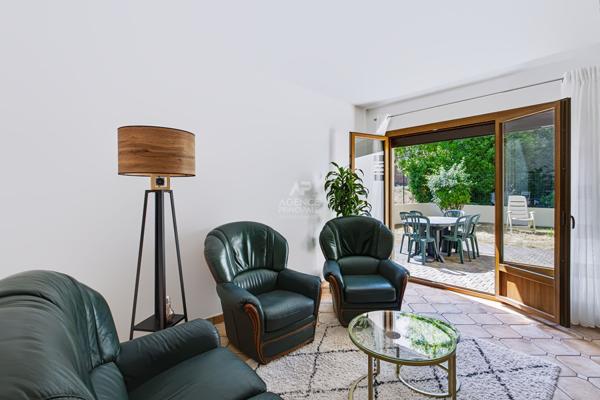 CHAVILLE- Rive Droite- Maison familiale possibilité 6 chambres. 890 000 € **  - Référence  742-C