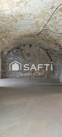 A VENDRE-MILLAU-Grand appartement de 137m2 avec garage de 95m2