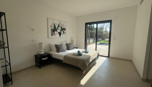 Villa Saint Raphael 7 pièce(s) 288 m2