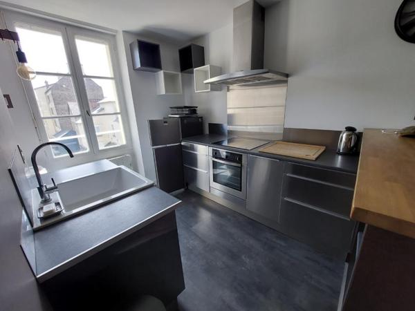 Appartement T2 à louer - 47 m² (réf : 573444)