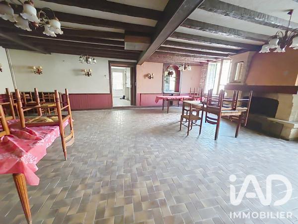 Immeuble à vendre 391 m² Chazelles