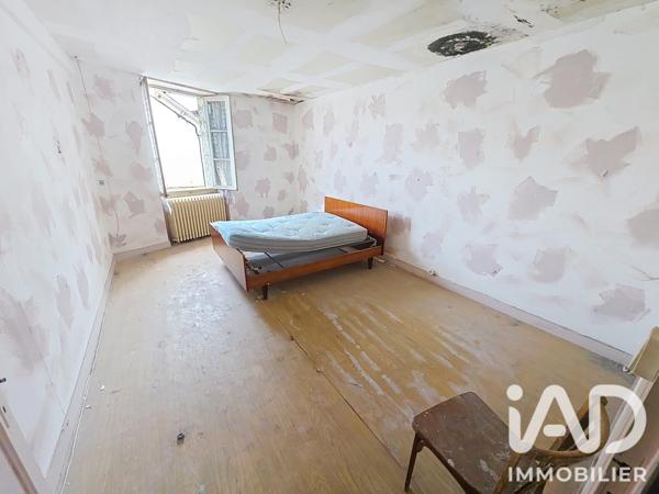 Immeuble à vendre 391 m² Chazelles