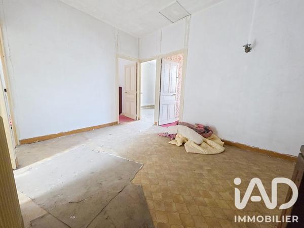 Immeuble à vendre 391 m² Chazelles