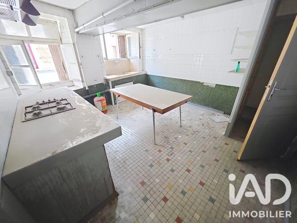 Immeuble à vendre 391 m² Chazelles