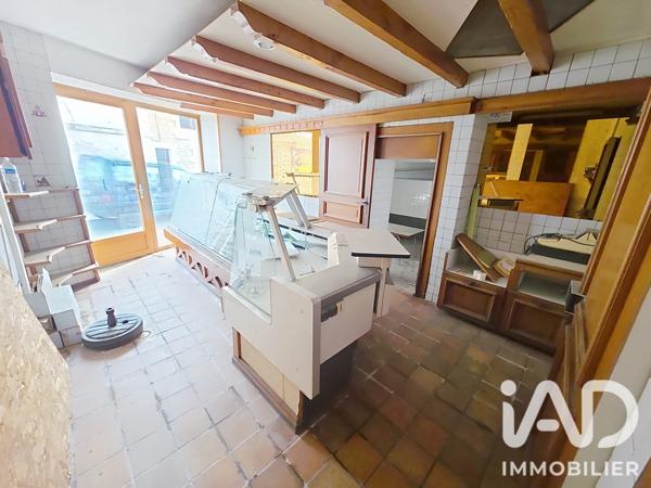 Immeuble à vendre 391 m² Chazelles