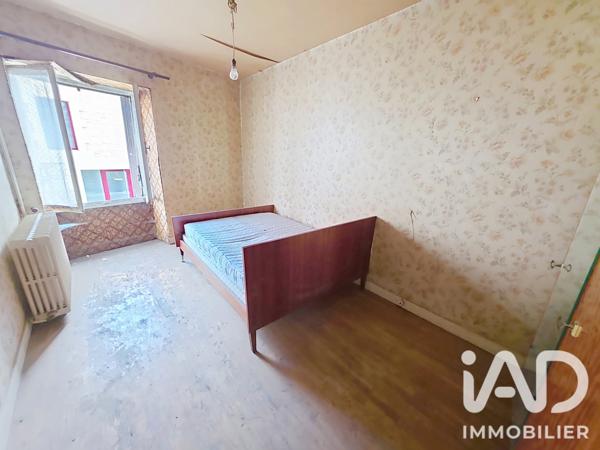 Immeuble à vendre 391 m² Chazelles