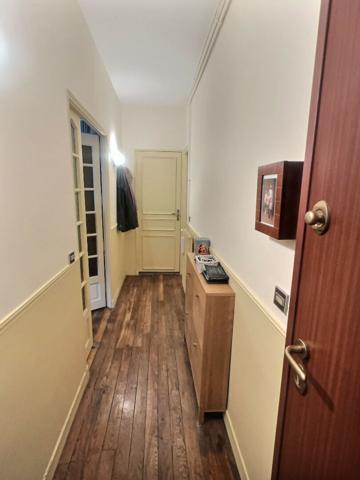 Appartement 3 pièces 63.27 m2 Choisy Le Roi Gondoles Sud