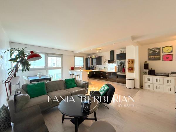 Bel appartement familial de 89m2 - 4P- Place Charras