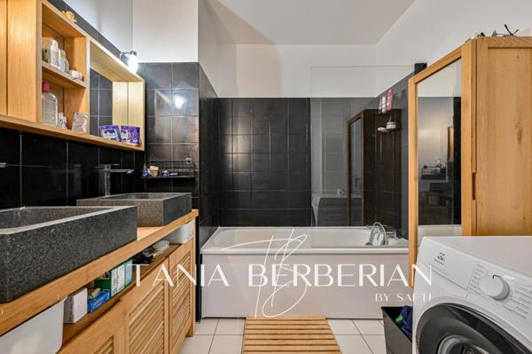 Bel appartement familial de 89m2 - 4P- Place Charras