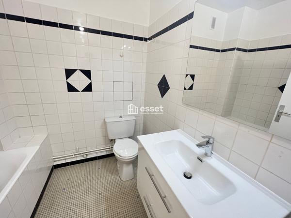 Location Studio 24 m² - Paris 75015