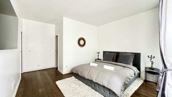 Arts et Métiers - Magnifique 5 pièces - 3 chambres - 2 salles de bain