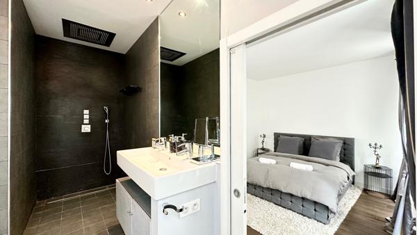 Arts et Métiers - Magnifique 5 pièces - 3 chambres - 2 salles de bain