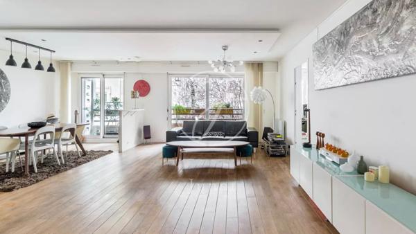 Arts et Métiers - Magnifique 5 pièces - 3 chambres - 2 salles de bain