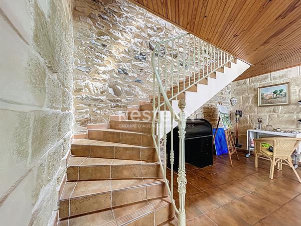 Maison de ville Vauvert 5 pièces 145 m² environ avec terrasse, jardin, et garage proche Centre-Ville , piscinable