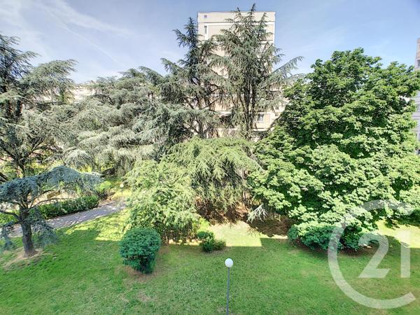 Appartement F3 à vendre  3 pièces - 64,60 m2 LYON - 69007