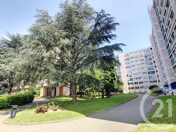 Appartement F3 à vendre  3 pièces - 64,60 m2 LYON - 69007