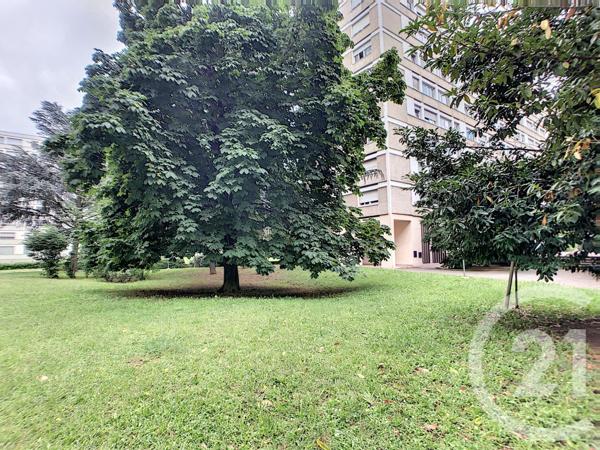 Appartement F3 à vendre  3 pièces - 64,60 m2 LYON - 69007