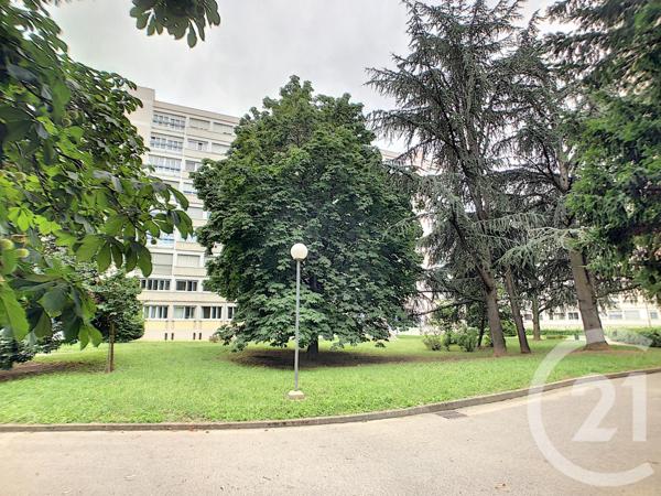 Appartement F3 à vendre  3 pièces - 64,60 m2 LYON - 69007
