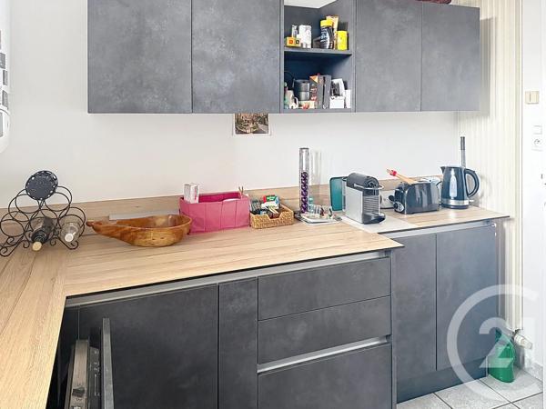 Appartement F5 à vendre  5 pièces - 112 m 2   REMIREMONT  - 88