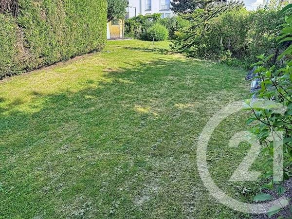 Appartement F5 à vendre  5 pièces - 112 m 2   REMIREMONT  - 88